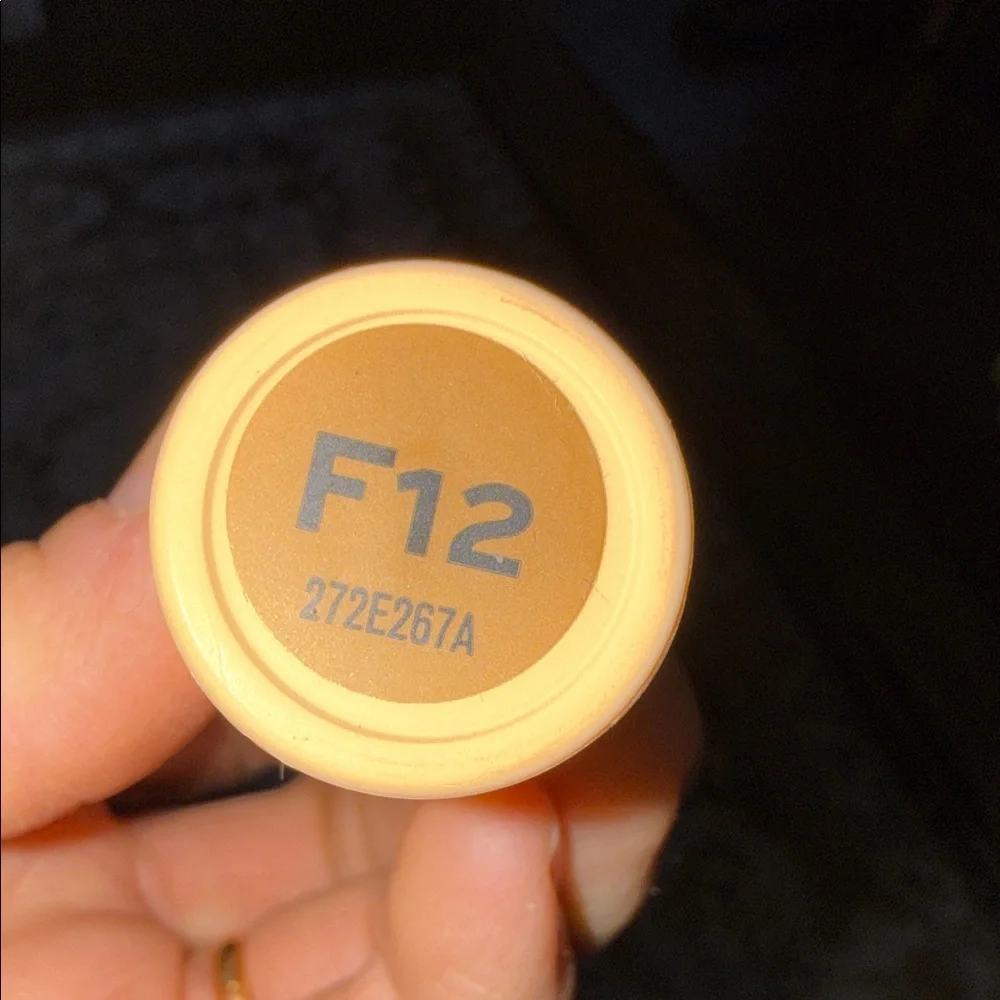 metrey Makeup Revolution Fast Base Stick Foundation F12, Dark Brown, 30g